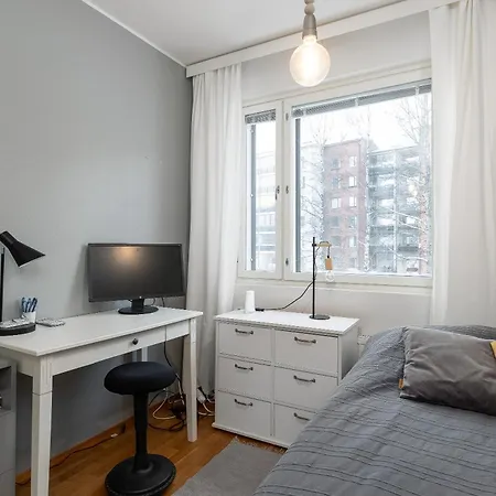 Hennalan Helmi Kokonainen 73 M2, Taeydellisellae Sijainnilla, Ilmainen Parkkipaikka * Lahti