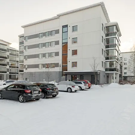 Apartment Hennalan Helmi Kokonainen 73 M2, Taeydellisellae Sijainnilla, Ilmainen Parkkipaikka Lahti